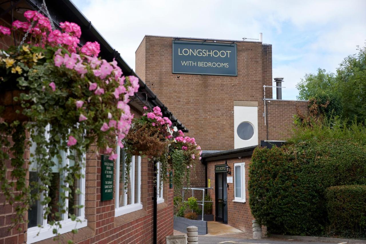 Hôtel The Longshoot à Nuneaton Extérieur photo